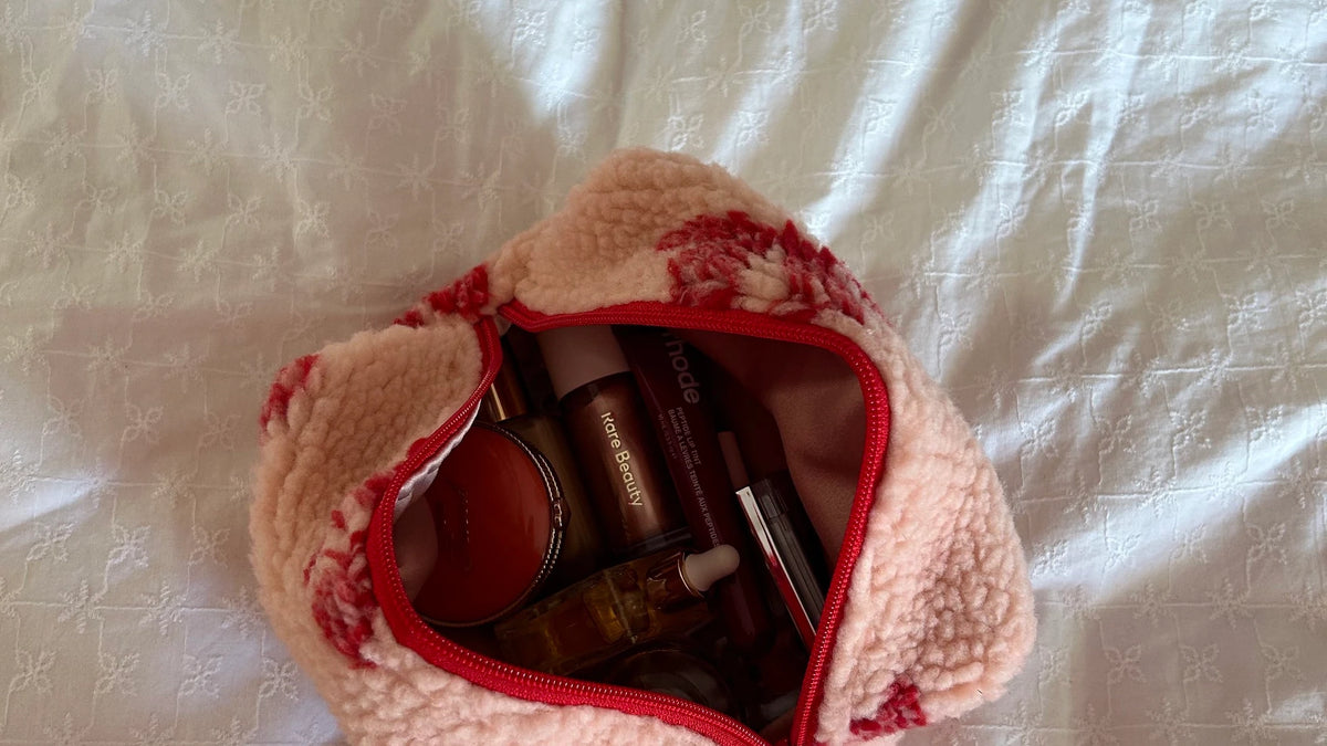 Crinolino Ruby Bow makeup bag
